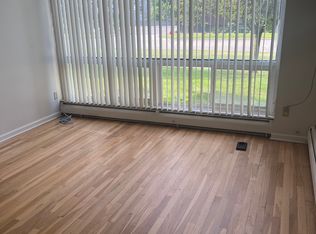 125 E Forteen Mile Rd APT 5, Birmingham, MI 48009