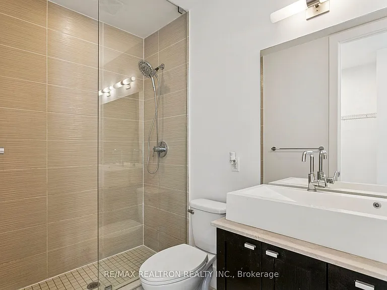 103 The Queensway #2805 — Photo 32