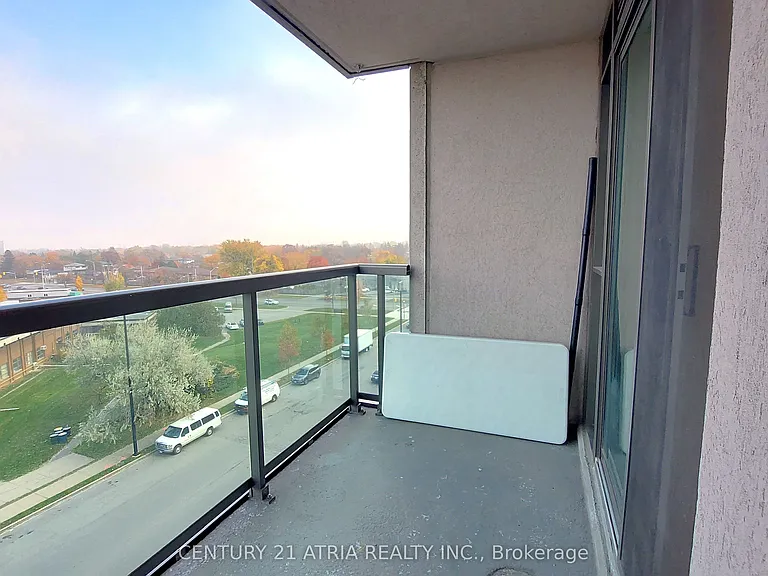 68 Grangeway Ave #808 — Photo 12
