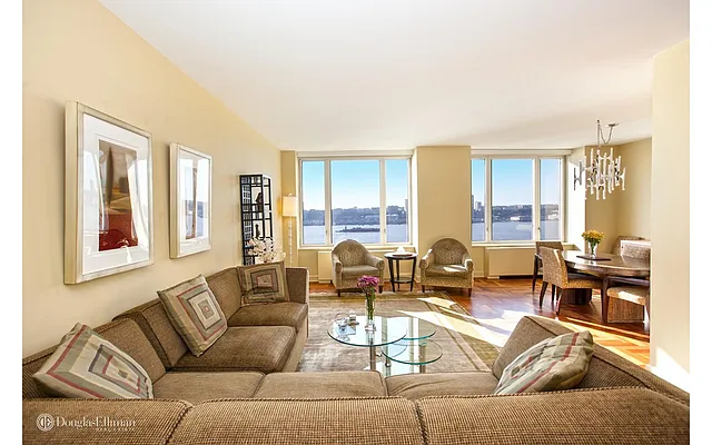 Rented by Douglas Elliman | media 6