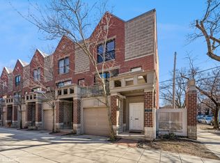 2743 N Wayne Ave APT A, Chicago, IL 60614