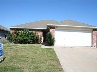 902 Sesame Dr, Arlington, TX 76010