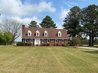 5338 Saint Marys Church Rd, Lucama, NC 27851