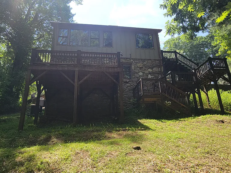 809 S Main St — Photo 20
