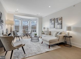 910 Powhatan St UNIT 204N, Alexandria, VA