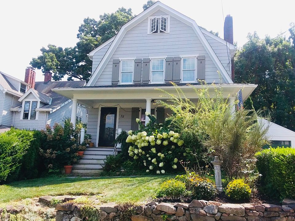 1st image of 35 Tallman Pl