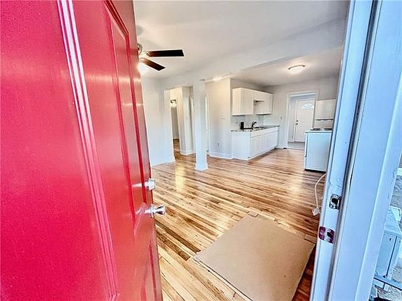 3rd image of 6240 Curie St