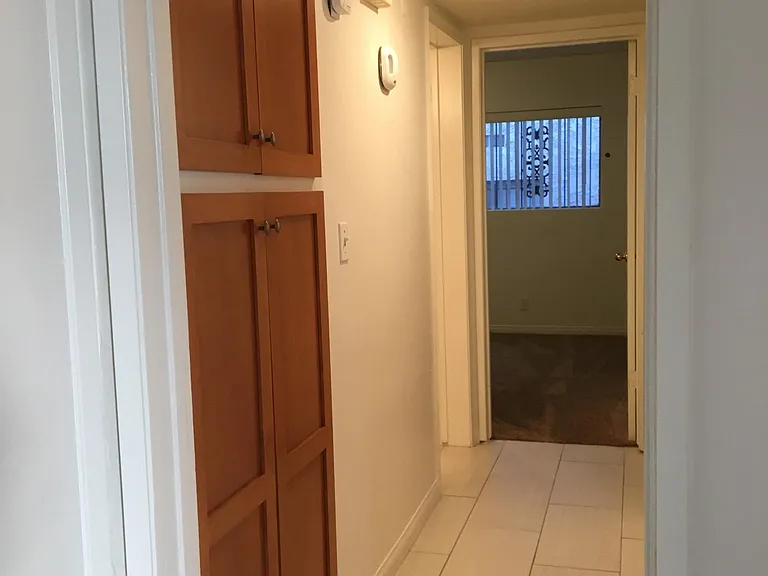 116 N Western Ave #2 — Photo 16