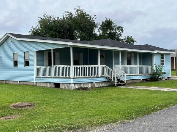 102 N 3rd St, Golden Meadow, LA 70357