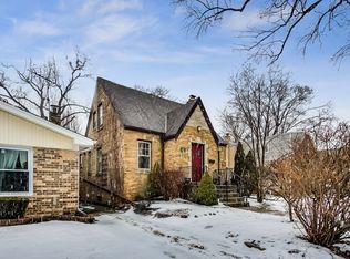 8316 Kildare Ave, Skokie, IL 60076