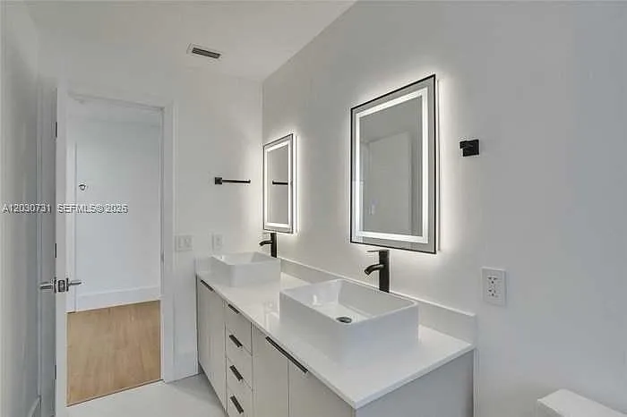 852 Heritage Dr — Photo 15