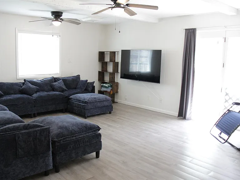 28051 Stuart Ave — Photo 18