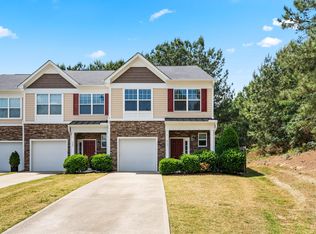 513 Commons Dr, Holly Springs, NC 27540