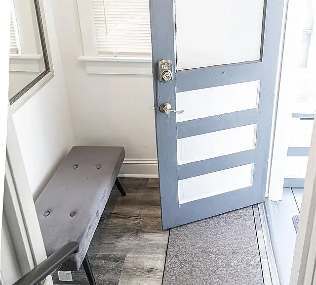 133 Oviedo St #B — Photo 3