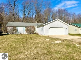 2871 N Meadowlark Dr, Mount Pleasant, MI 48858
