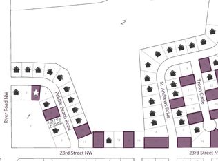 2509 Pebble Beach Rd #E, East Grand Forks, MN 56721