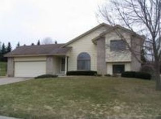 20953 Jenkins Way, Lakeville, MN 55044