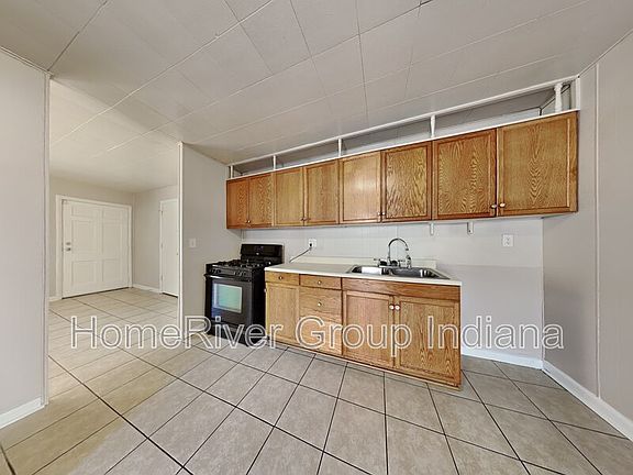 5th image of 3914 Bennett Dr