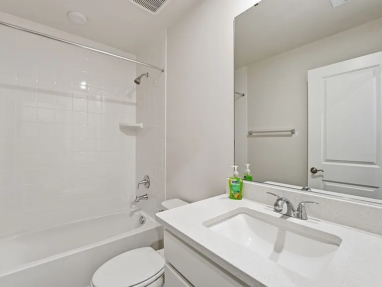 6066 Beake St — Photo 17