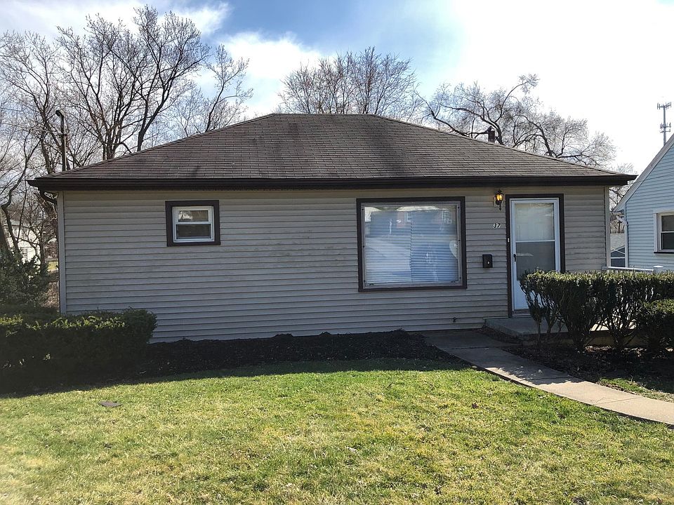 1st image of 37 Willow Dr