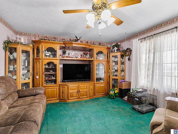 4th image of 13441 Jamestown St