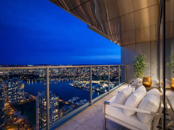 1480 Howe St #4806, Vancouver, BC V6Z 0G5