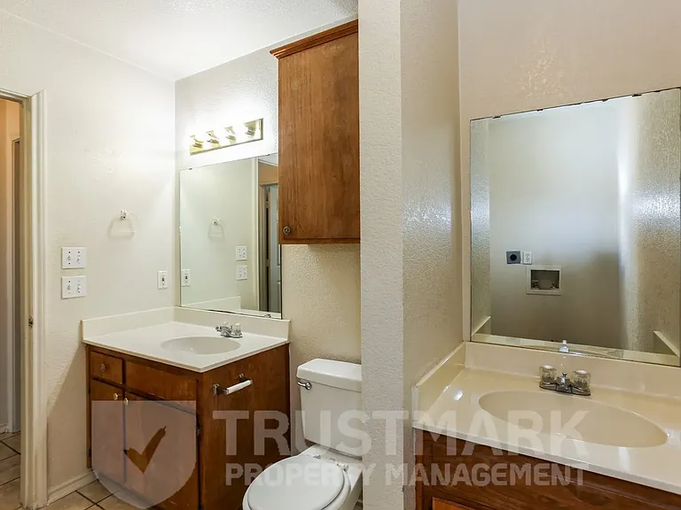 700 S Amy Ln #104 — Photo 11