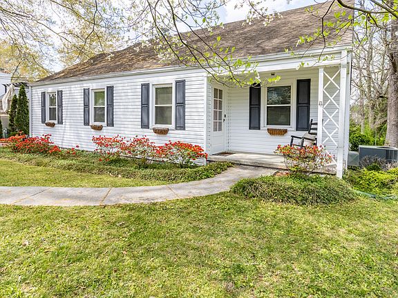2nd image of 311 Guild Dr
