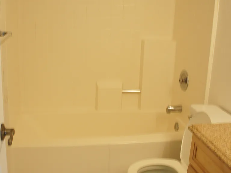 1070 Grape St — Photo 16