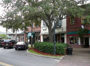 117 N 10th St, Fernandina Beach, FL 32034