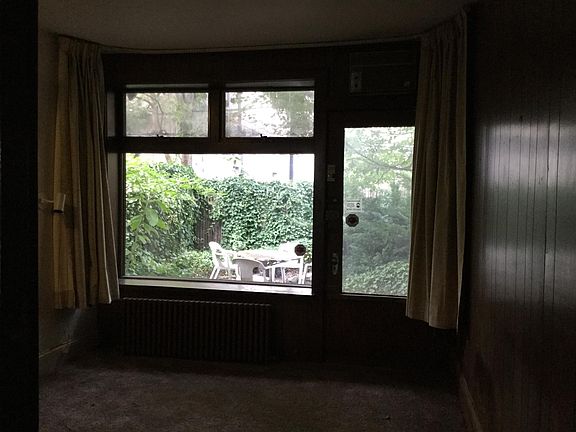2nd image of 2305 Green St Floor 1
