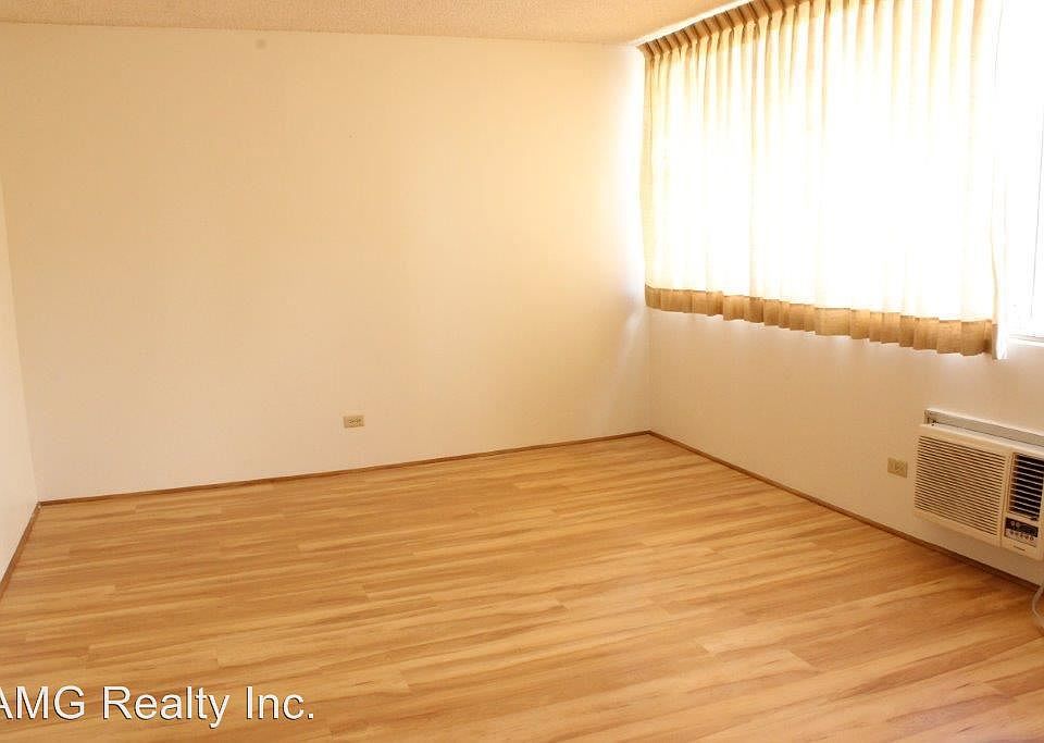2nd image of 1560 Kanunu St APT 821