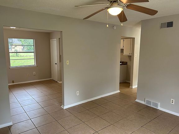 4th image of 6635 Birchfield Cir