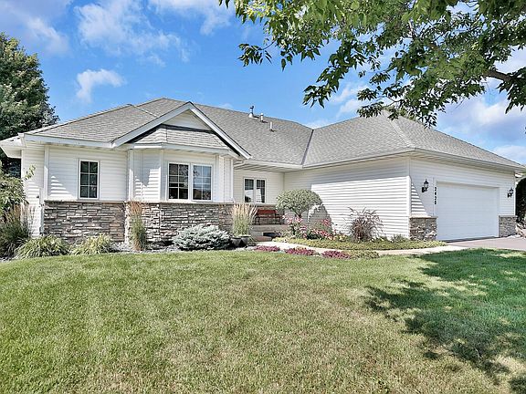 5th image of 2420 Eagle Valley Dr