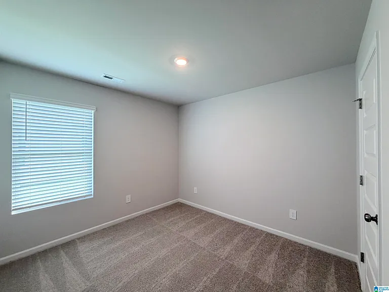 128 Challenger Way — Photo 31