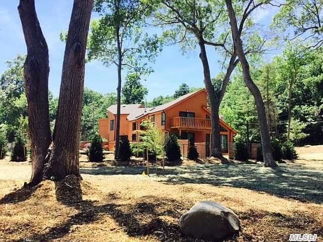 1st image of 14 Cliffside Dr