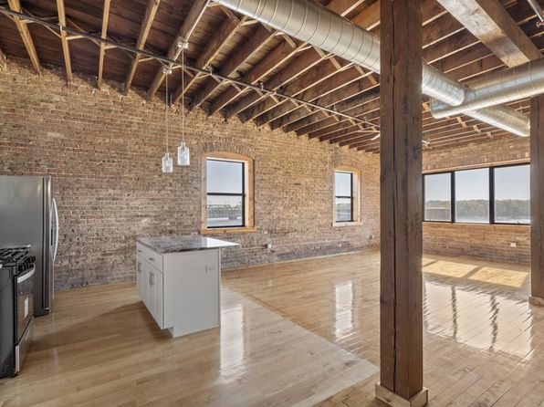 225 E 2nd St Unit 401