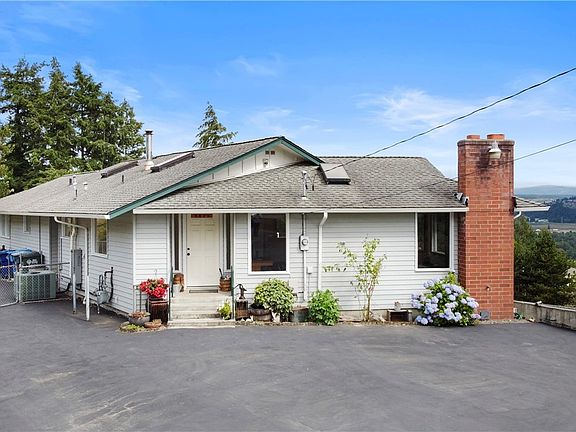 2nd image of 5011 Monta Vista Dr E