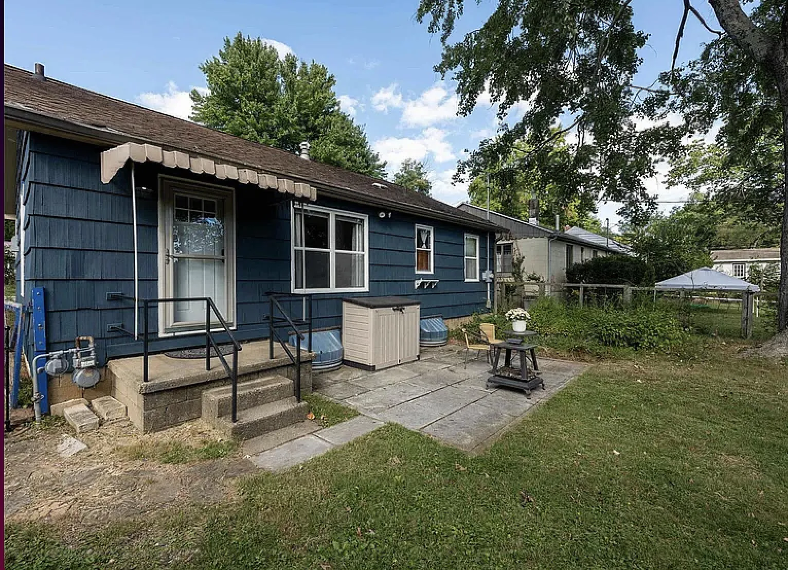 3 bed, 1800 sqft, $2,400 — Photo 2