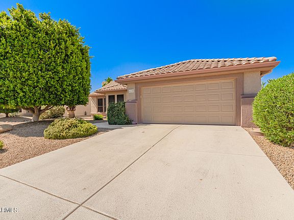 2nd image of 16208 W Arroyo Vista Ln