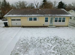 1010 Skyline Dr, Danville, IL 61832