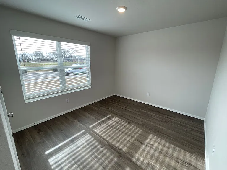3217 E Ricky Dr — Photo 9
