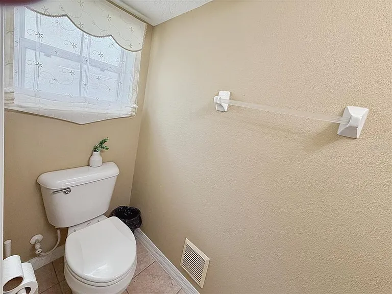 1302 S Beach Cir — Photo 15