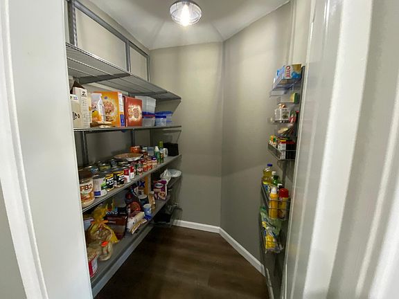 5th image of 4225 Malone Ave