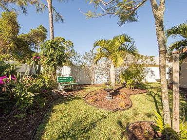 2285 4th Ln SW, Vero Beach, FL 32962 | Zillow