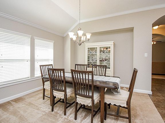4th image of 435 Cascade Oaks Lane