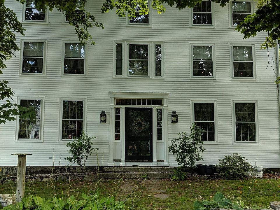2nd image of 15 Ossipee Trl E