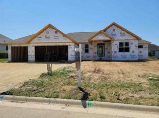 6143 Hathaway Trl, Roscoe, IL 61073