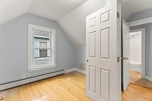 58 Calmar St #3 — Photo 11