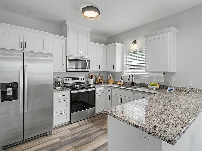 1309 Grayson Ave — Photo 5